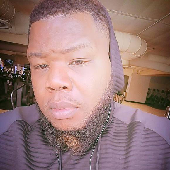 Meet your Posher, Monroe - Picture 1 of 1